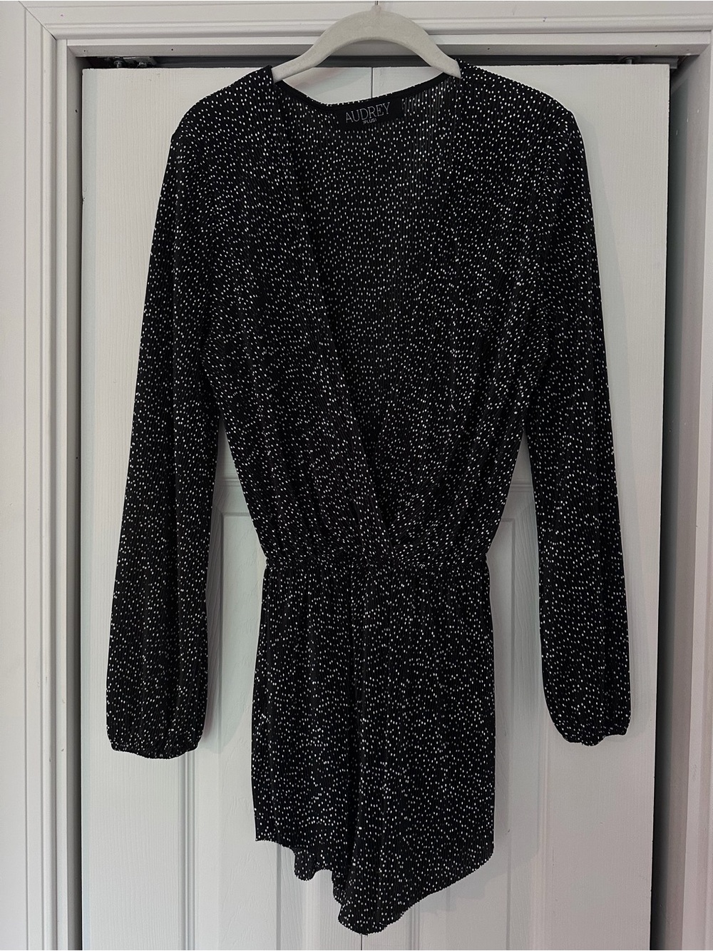 audrey Black White Speckled Long Sleeve Romper